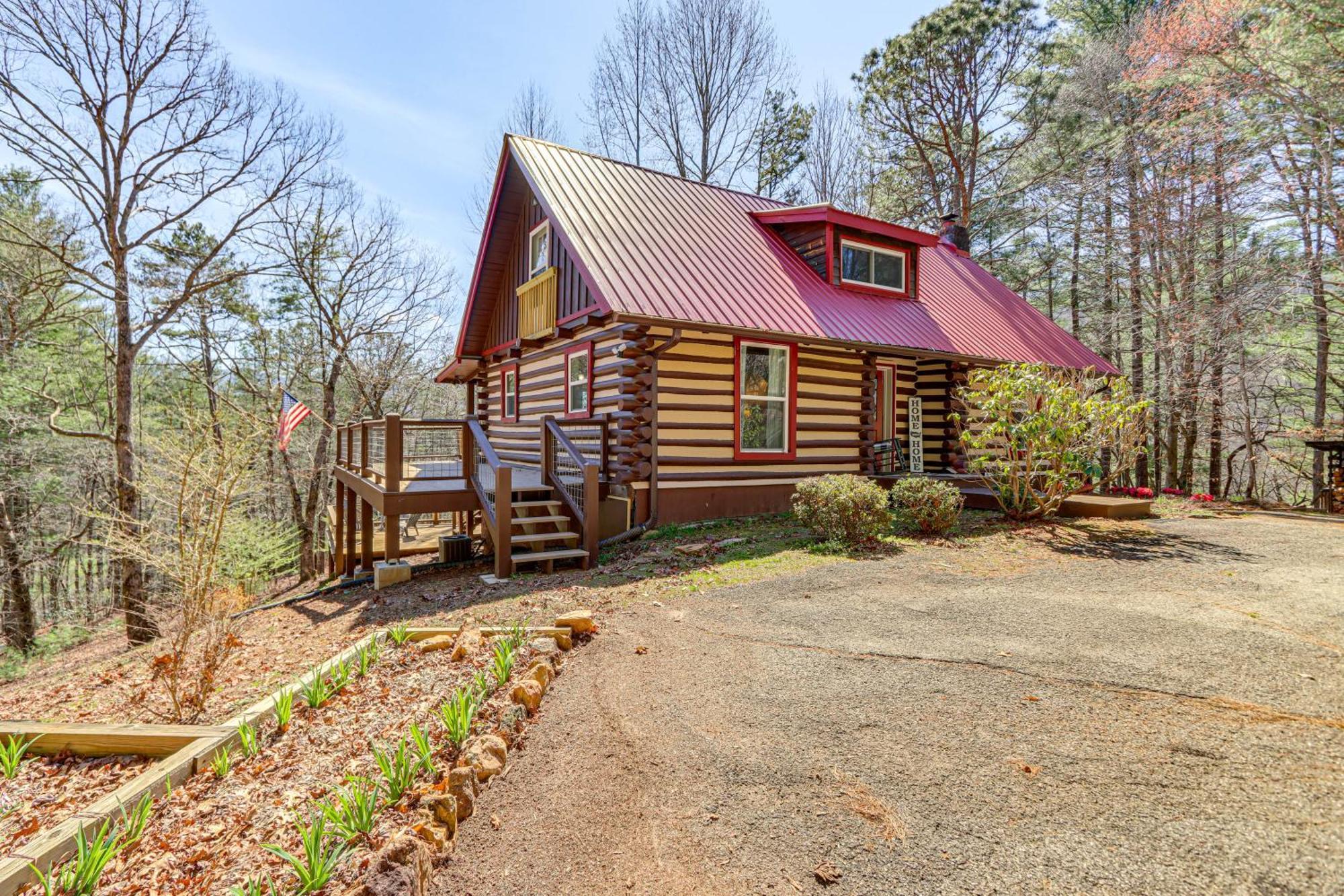 Dog-Friendly Hiawassee Cabin With Decks And Fire Pit! ภายนอก รูปภาพ